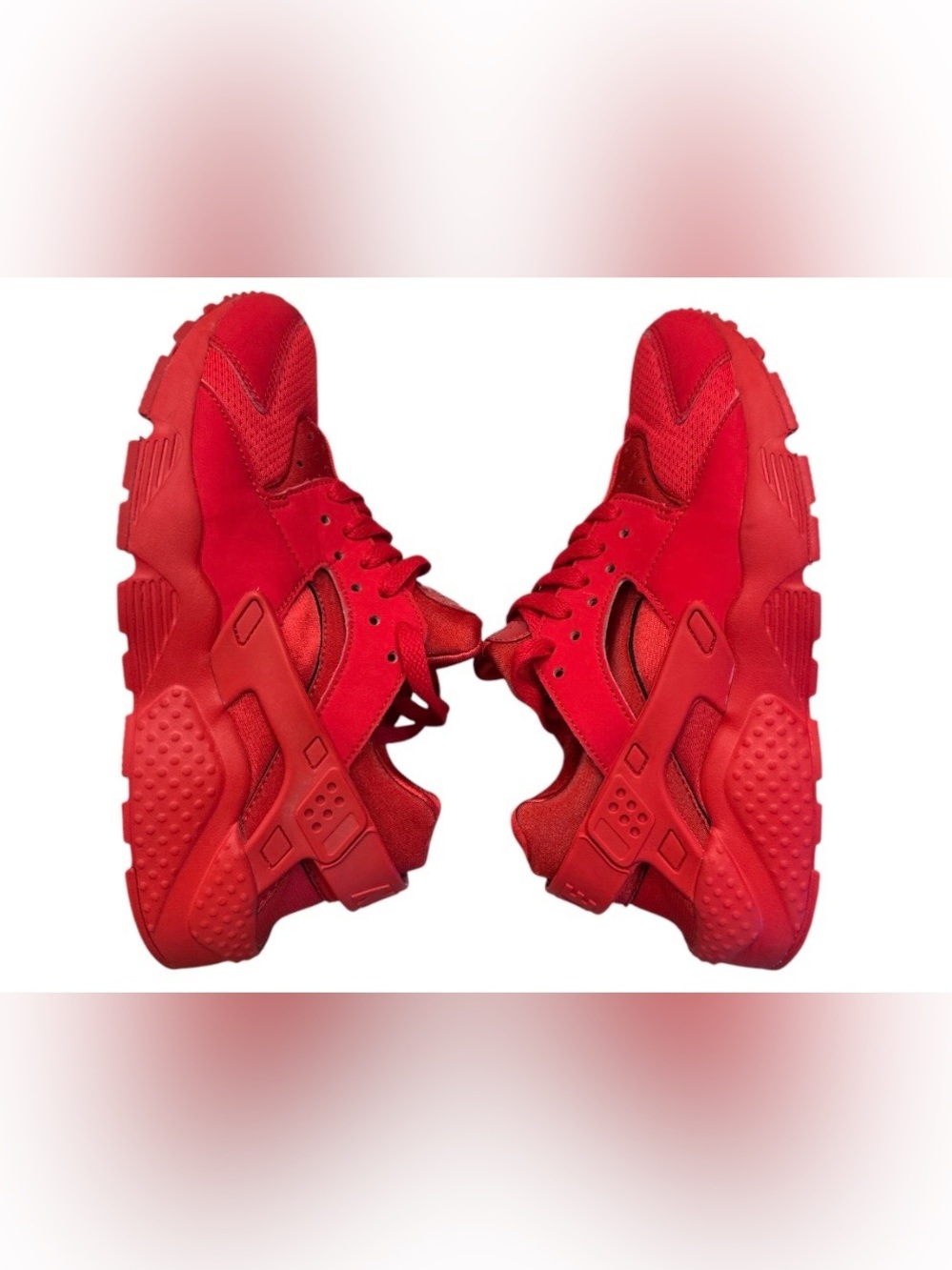 Nike Air Huarache Triple Red Sneakers 6Y / Women 7.5